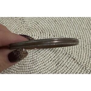 Vintage Bangle Bracelet Textured Edge Metallic Copper Brown Tone‎